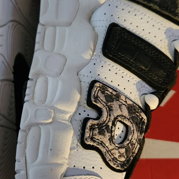 Nike Uptempo - Picture 3 of 12